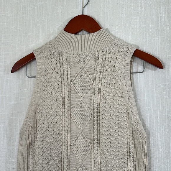 Nautica Jeans NWT Cream Cable Knit Sweater Vest Size S - Picture 8 of 11